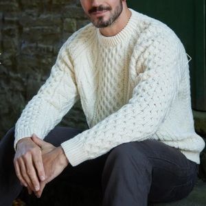 Blarney Men traditional hand-knit Aran sweater - natural, size large